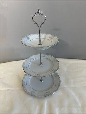 Three-Tier Porcelain Serving Stand in White and Pale Blue